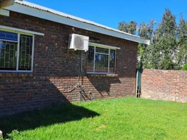 Townhouse for sale in Douglas, Northern Cape