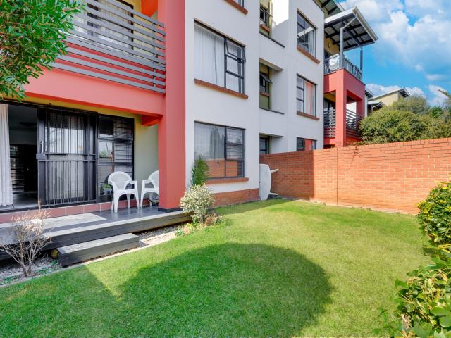 Apartment for sale in Sandton, Douglasdale