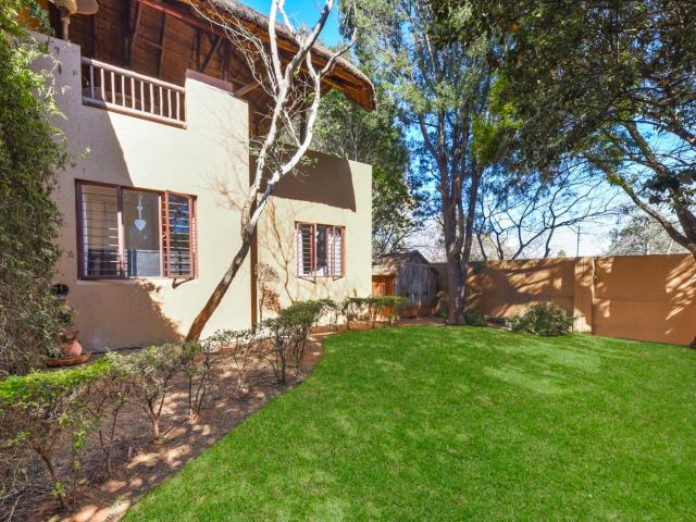 Townhouse for sale in Sandton, Douglasdale