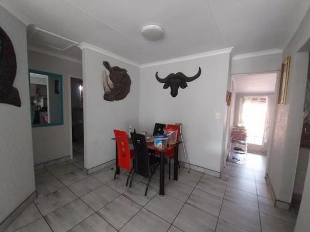 Townhouse for sale in Sedibeng, Gauteng