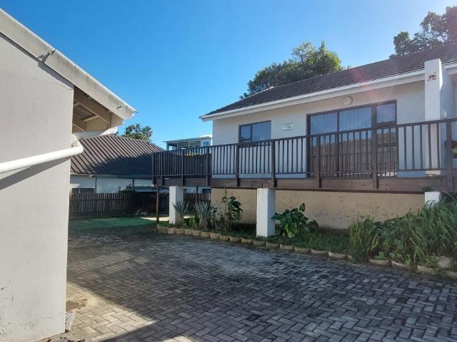 Townhouse for sale in Bushmans River Mouth, Eastern Cape