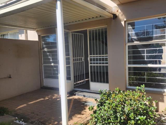 Townhouse for sale in Ekurhuleni, Gauteng