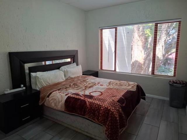 Townhouse for rent in Waterkloof, Gauteng