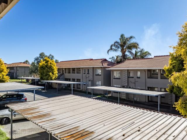 Townhouse for sale in Ekurhuleni, Gauteng