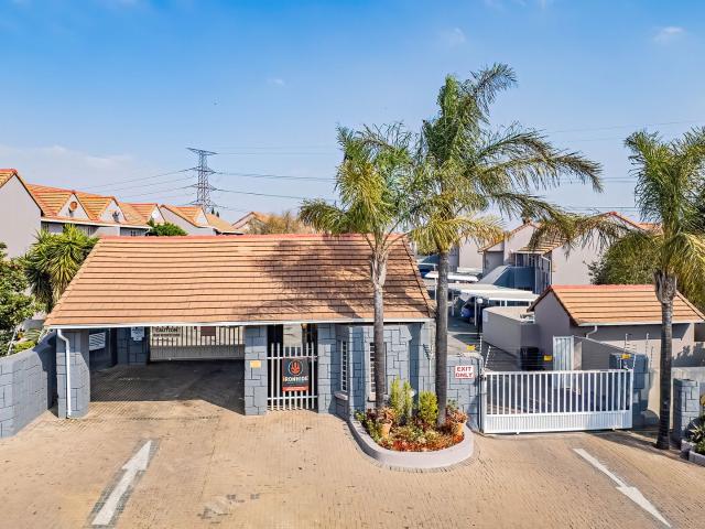 Townhouse for sale in Ekurhuleni, Gauteng