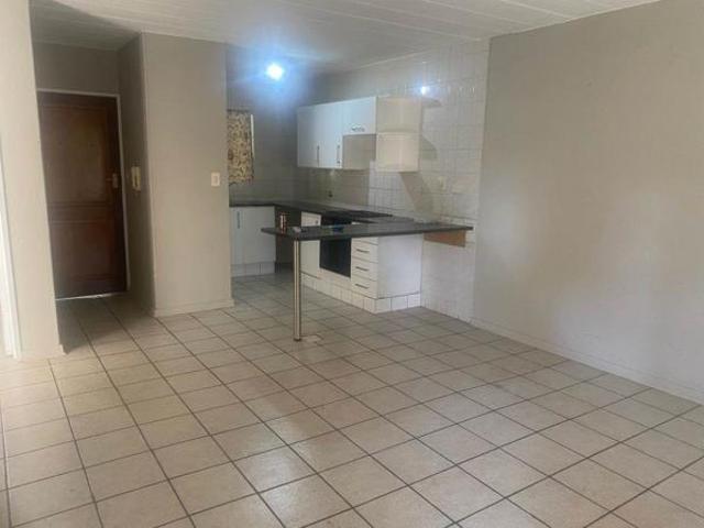 Townhouse for rent in Ekurhuleni, Gauteng