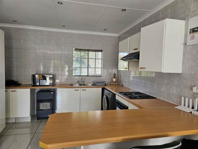 Townhouse for sale in Ekurhuleni, Gauteng