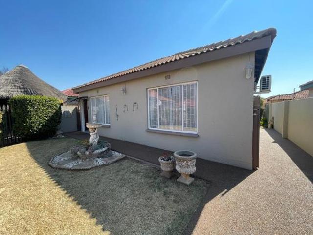 Townhouse for sale in Westonaria, Gauteng