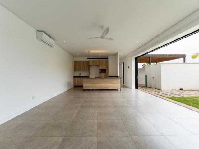 Townhouse for sale in Princess Grant, Kwazulu-natal