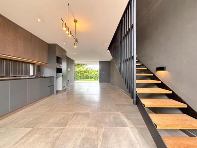 Townhouse for rent in Princess Grant, Kwazulu-natal