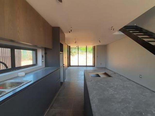 Townhouse for sale in Princess Grant, Kwazulu-natal