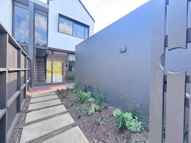 Townhouse for sale in Princess Grant, Kwazulu-natal