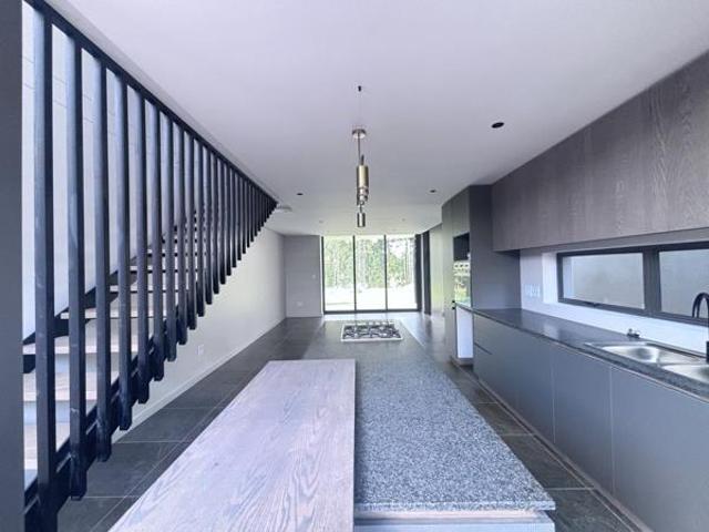 Townhouse for sale in Princess Grant, Kwazulu-natal