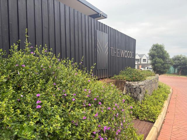 Townhouse for rent in Princess Grant, Kwazulu-natal