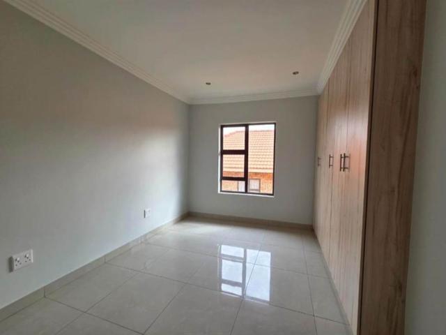 Townhouse for sale in Ekurhuleni, Gauteng
