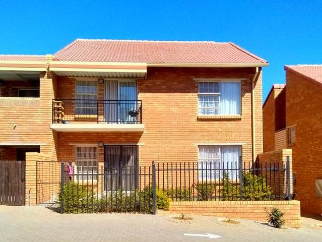 Townhouse for rent in Pretoria, Gauteng
