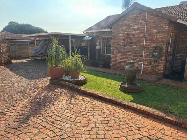 Townhouse for sale in Centurion, Gauteng