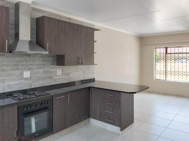 Townhouse for sale in Dr Kenneth Kaunda, North West