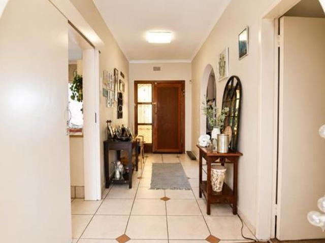Townhouse for rent in Ekurhuleni, Gauteng