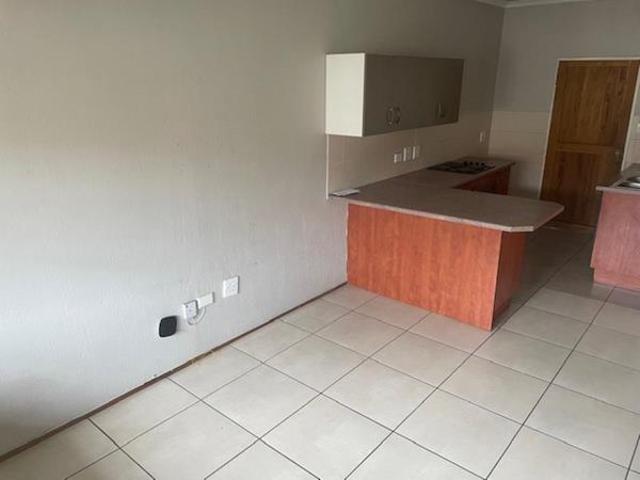 Townhouse for rent in Ekurhuleni, Gauteng