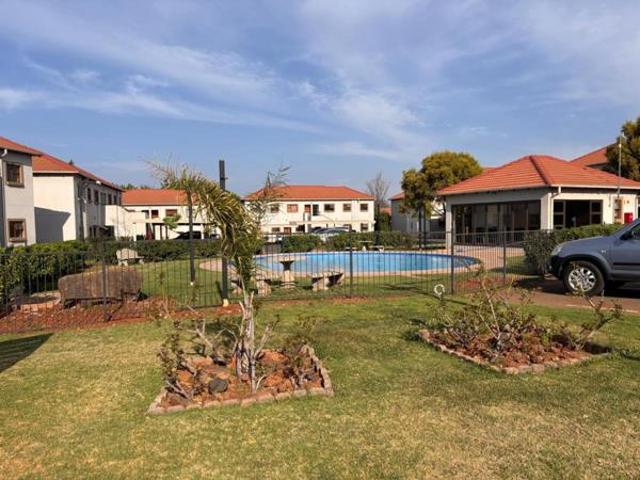Townhouse for sale in Sedibeng, Gauteng