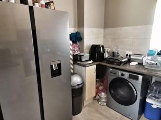 Townhouse for rent in Waterkloof, Gauteng