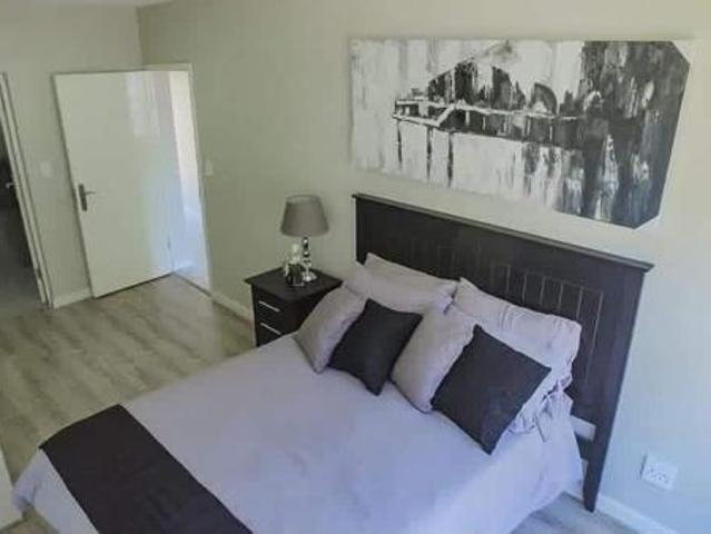 Townhouse for rent in Waterkloof, Gauteng
