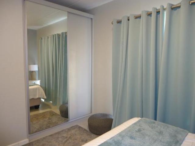 Townhouse for rent in Waterkloof, Gauteng