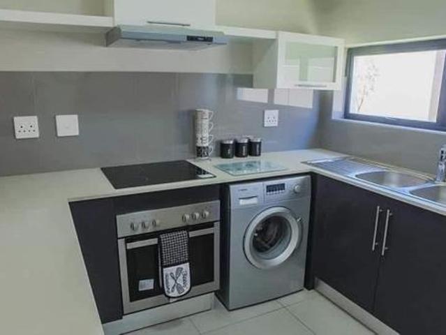 Townhouse for rent in Waterkloof, Gauteng