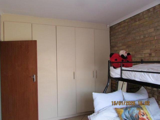 Townhouse for sale in Waterkloof, Gauteng