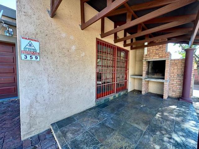 Townhouse for sale in Gert Sibande, Mpumalanga