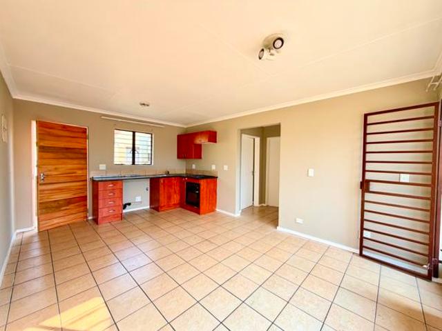 Townhouse for rent in Ekurhuleni, Gauteng