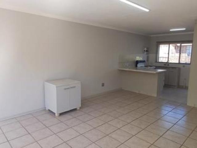 Townhouse for sale in Rosendal, Free State