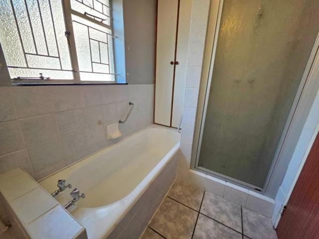 Townhouse for sale in Rosendal, Free State