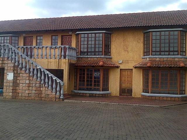 Townhouse for sale in Ekurhuleni, Gauteng