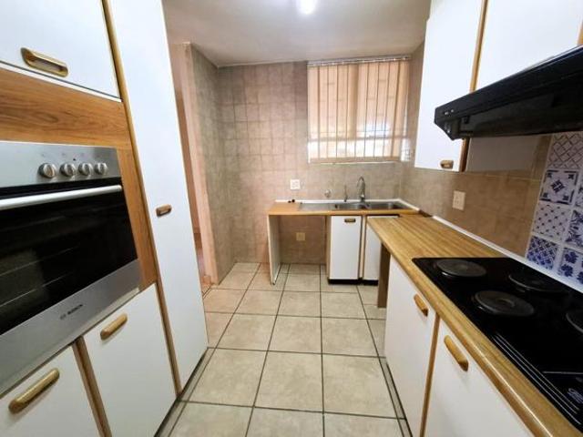 Townhouse for rent in Waterkloof, Gauteng