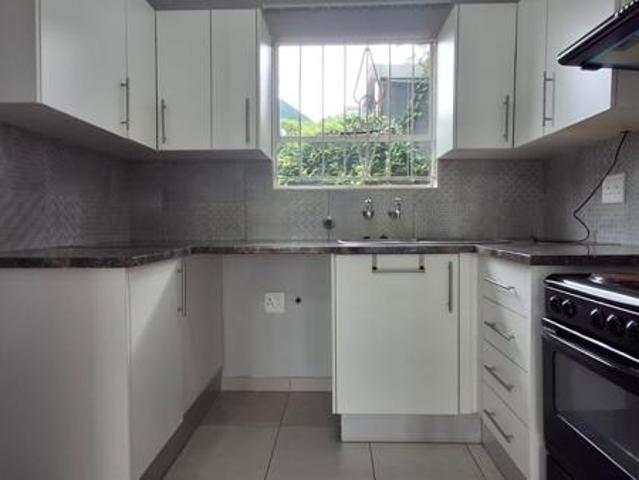 Townhouse for rent in Vosloorus, Gauteng