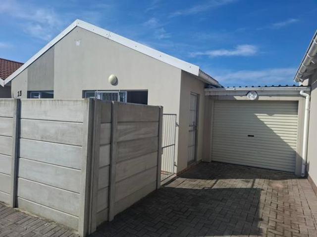 Townhouse for rent in Eastern Cape