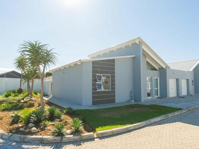 Townhouse for sale in Eastern Cape