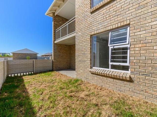 Townhouse for sale in Eastern Cape