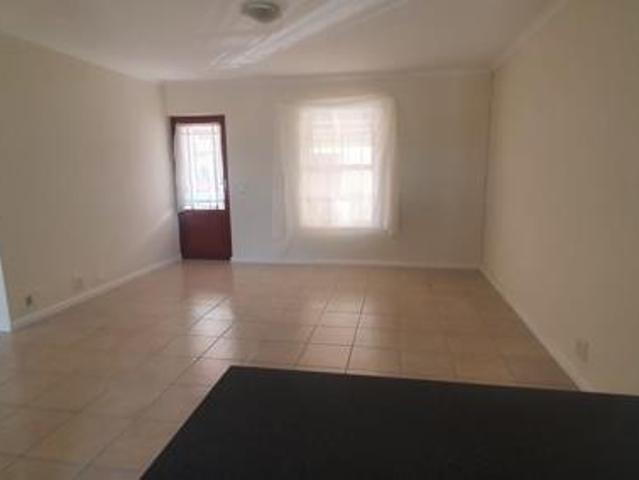 Townhouse for rent in Cape Town, Western Cape