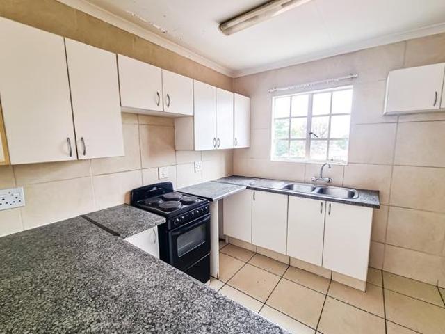 Townhouse for rent in Ekurhuleni, Gauteng