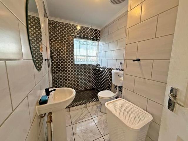 Townhouse for sale in Bloemfontein, Free State