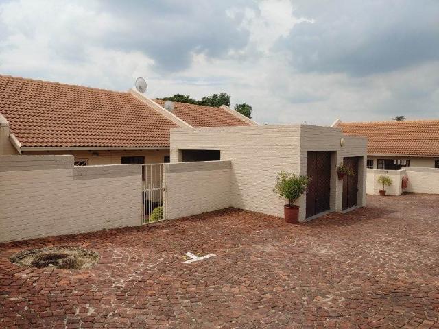 Townhouse for rent in Johannesburg