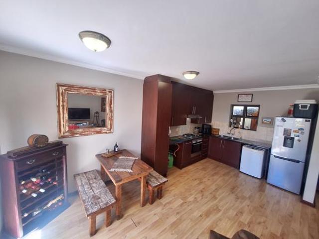 Townhouse for sale in Jeffreys Bay, Kouga Local Municipality