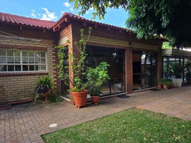 Townhouse for sale in Klerksdorp, North West