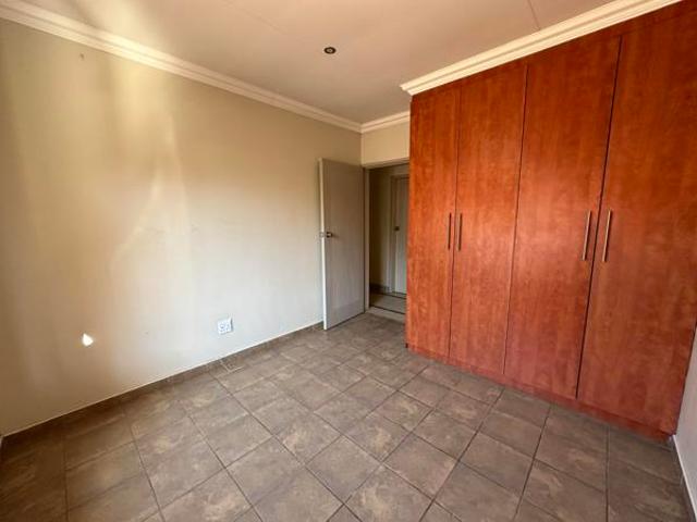 Townhouse for sale in Dr Kenneth Kaunda, North West