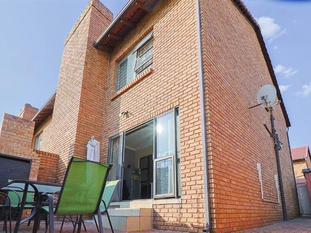 Townhouse for sale in Ekurhuleni, Gauteng