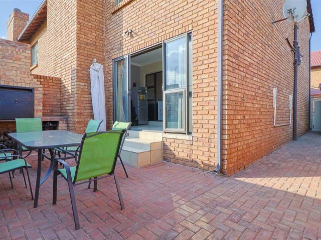 Townhouse for sale in Ekurhuleni, Gauteng