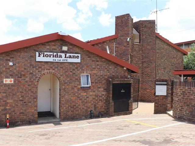 Townhouse for sale in Westonaria, Gauteng